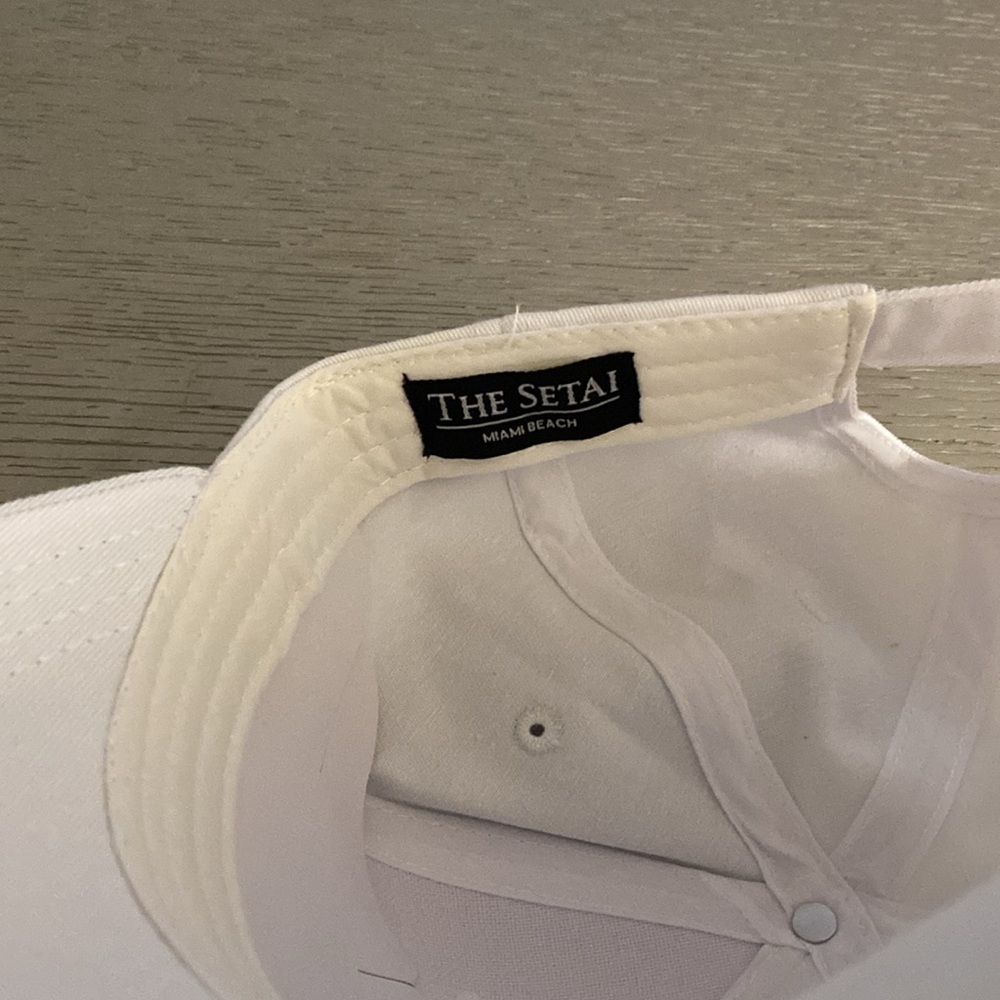 The Setai hat - Picture 4 of 4